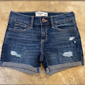 Abercrombie Kids Midi Shorts! Size 9/10!